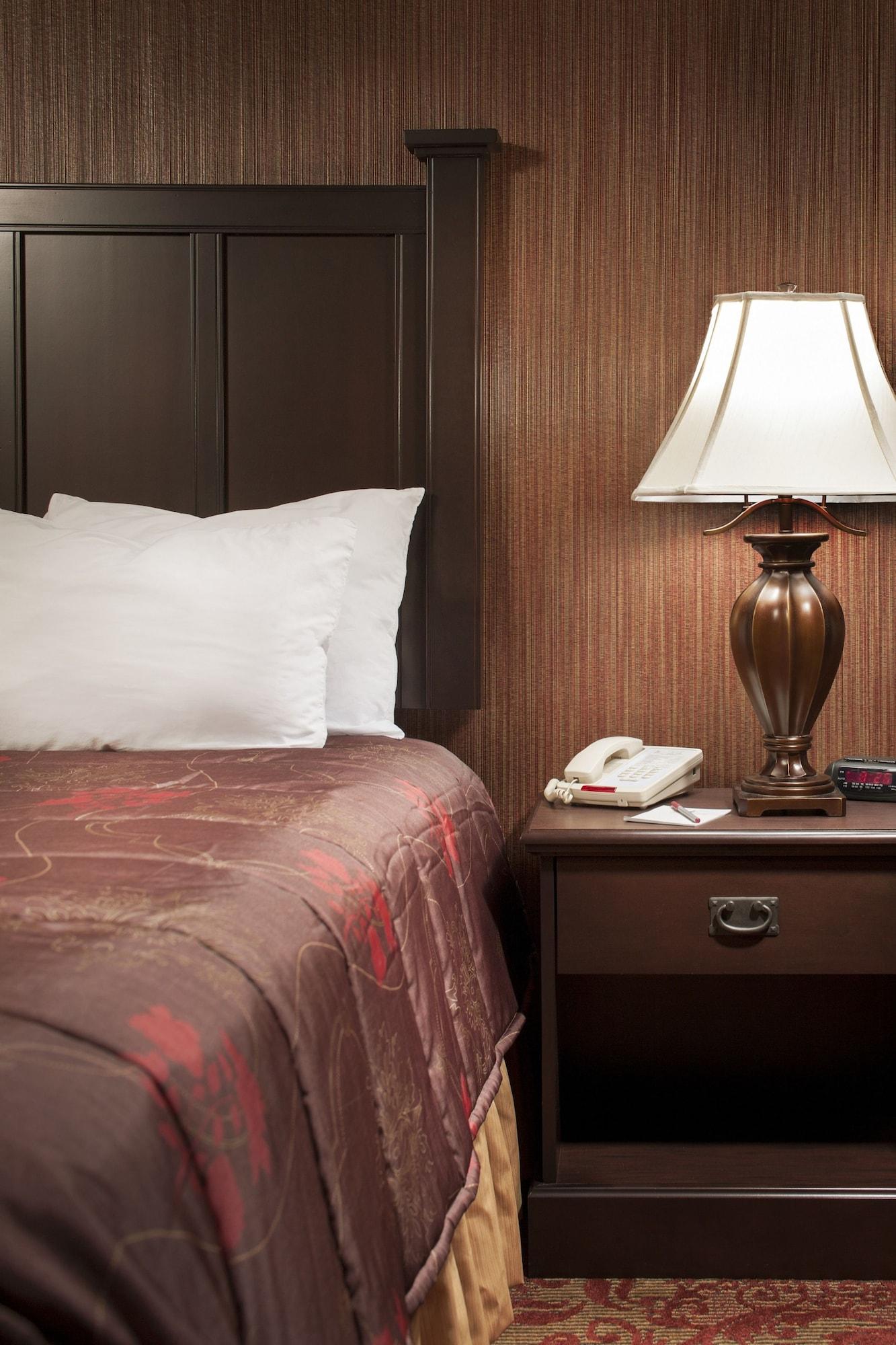 Castle Inn And Suites Anaheim Eksteriør bilde