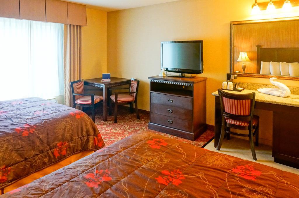 Castle Inn And Suites Anaheim Eksteriør bilde